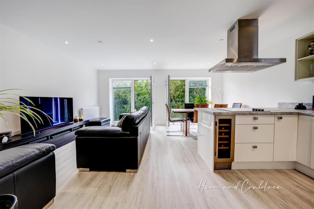 Lozelles Gardens, Lisvane, HernCrabtree (9).jpg