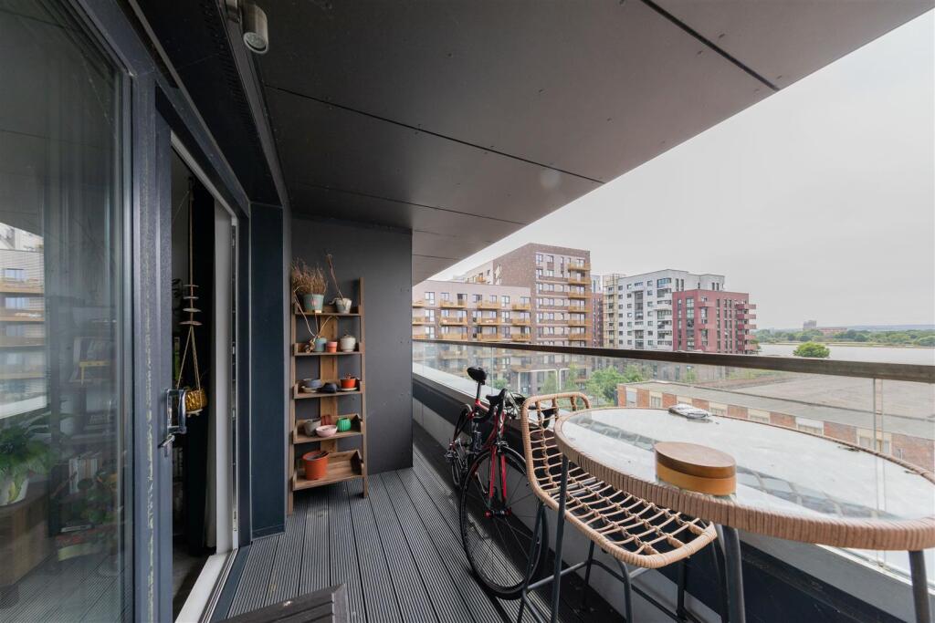 Champness Close, E17