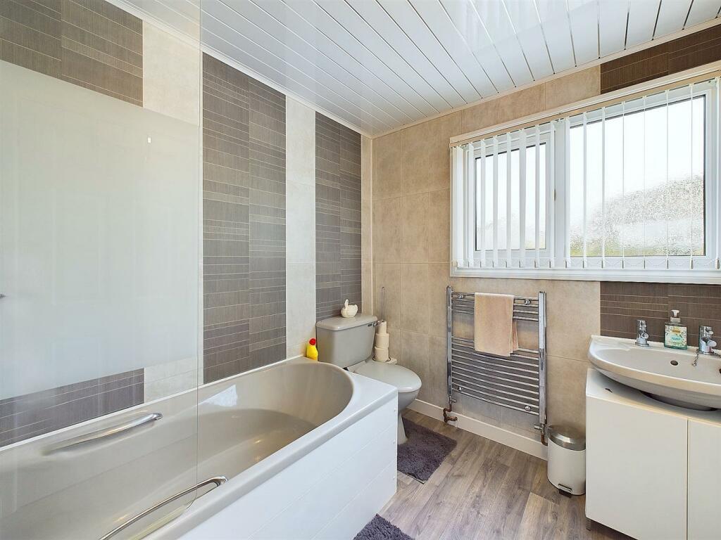 First Floor Family Bathroom.
