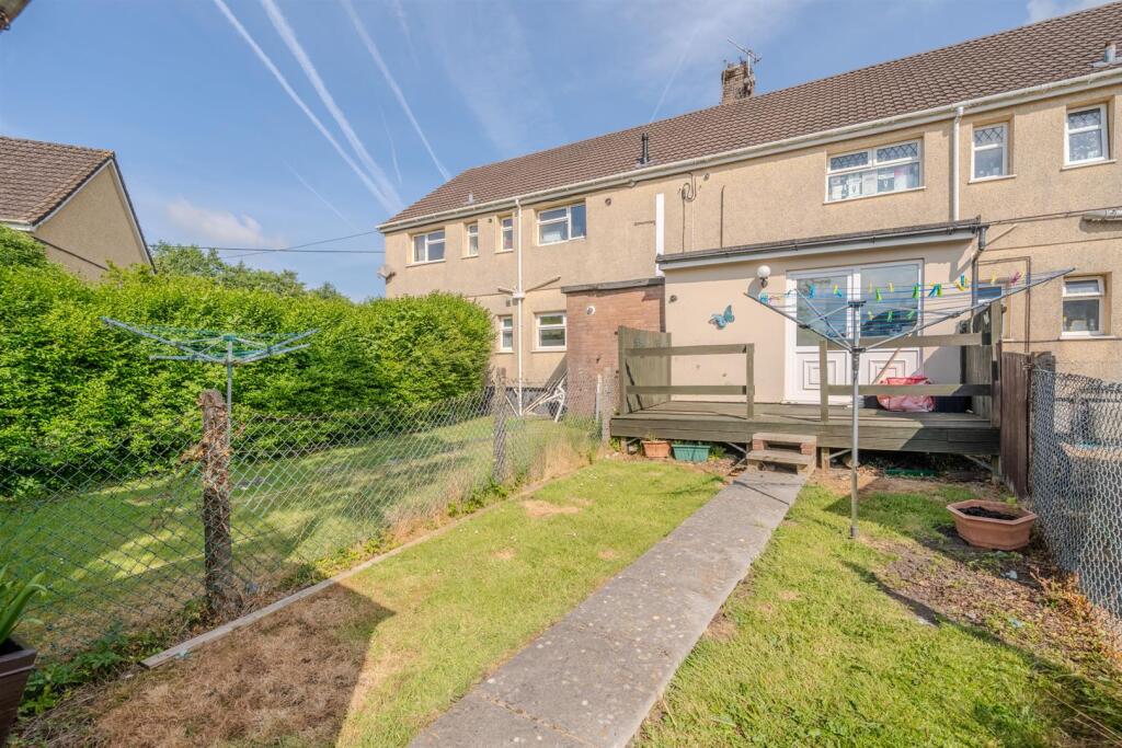 2 Samsons Avenue-13.jpg