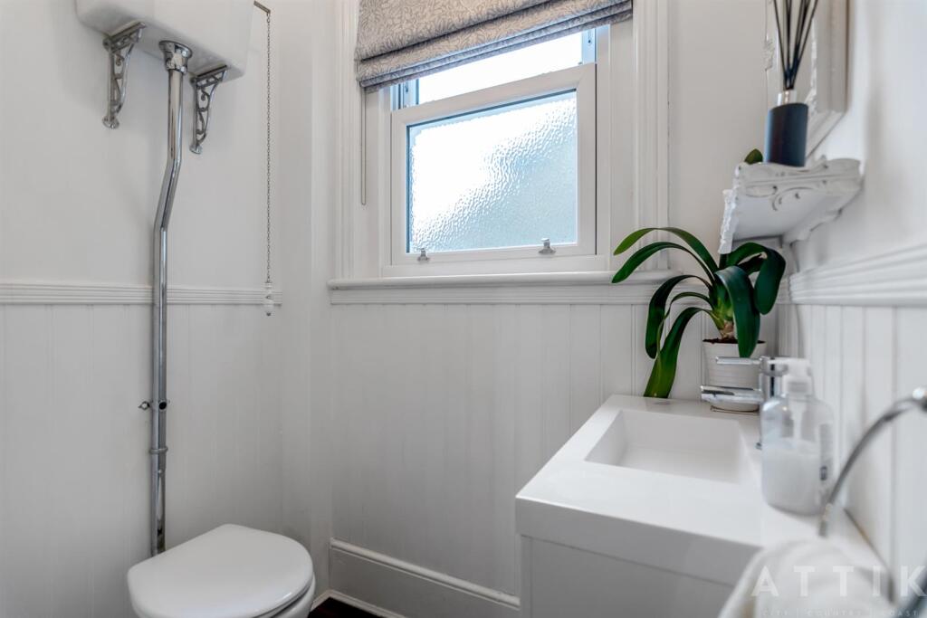 Attik 5, Stradbroke Road Gorleston, NR31 7AQ (13).