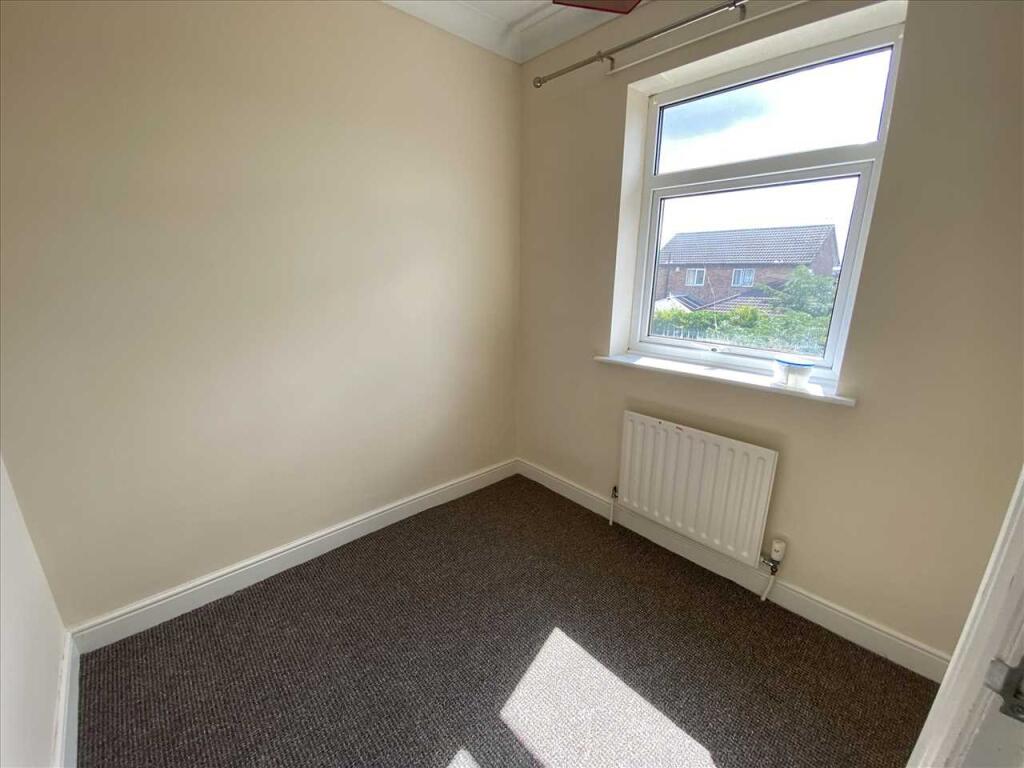 Bedroom 3:
