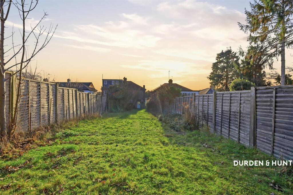 Springhall Road