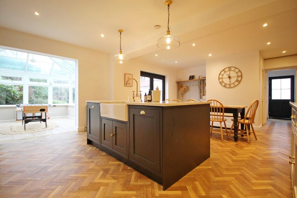 kitchen day 