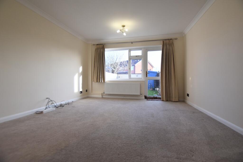 35 Friary Gardens lounge