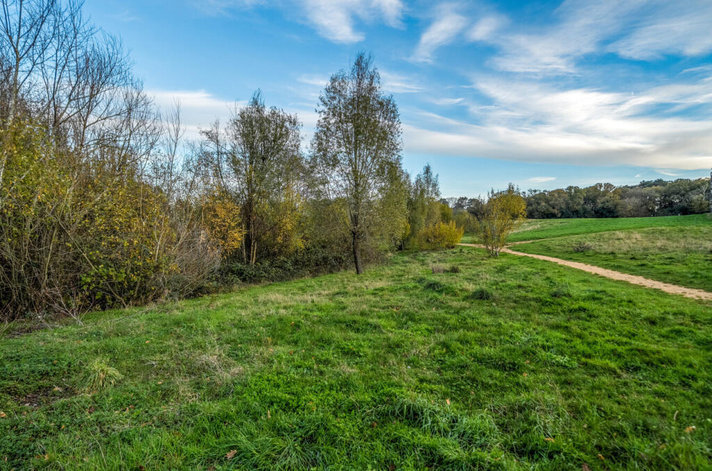 1385350-4-6927369...