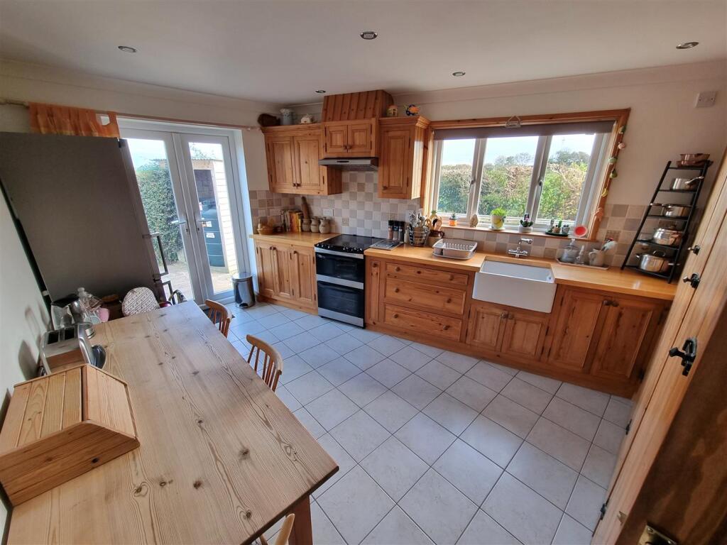 Kitchen &amp; dining.jpg
