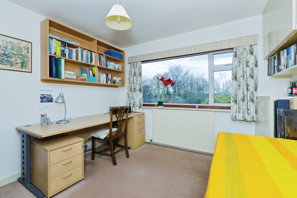 Bedroom/Study