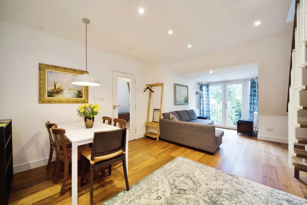Living / Dining Room