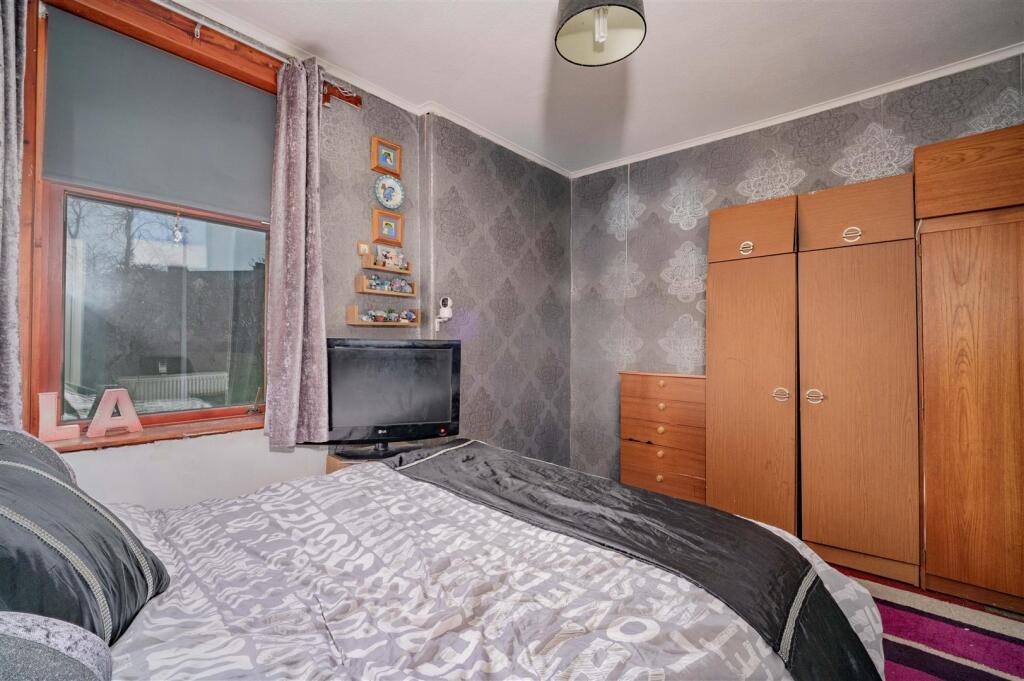 7C Moncur Crescent Dundee-1.JPG