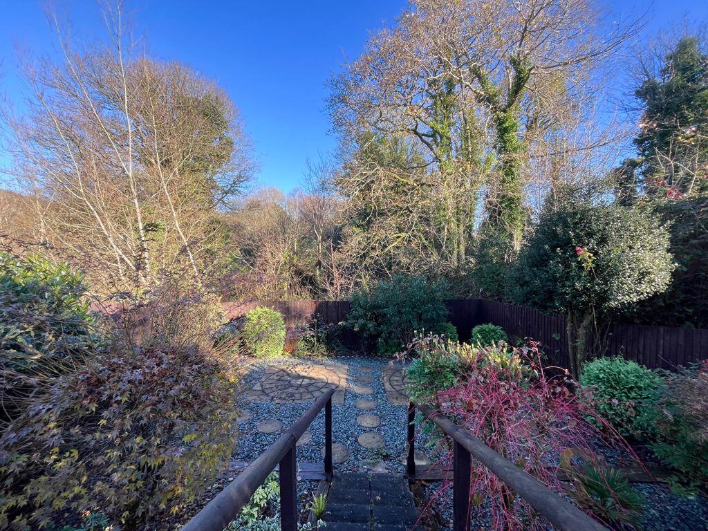 Maes Llwynonn, Cadoxton,Neath, SA10 8AQ