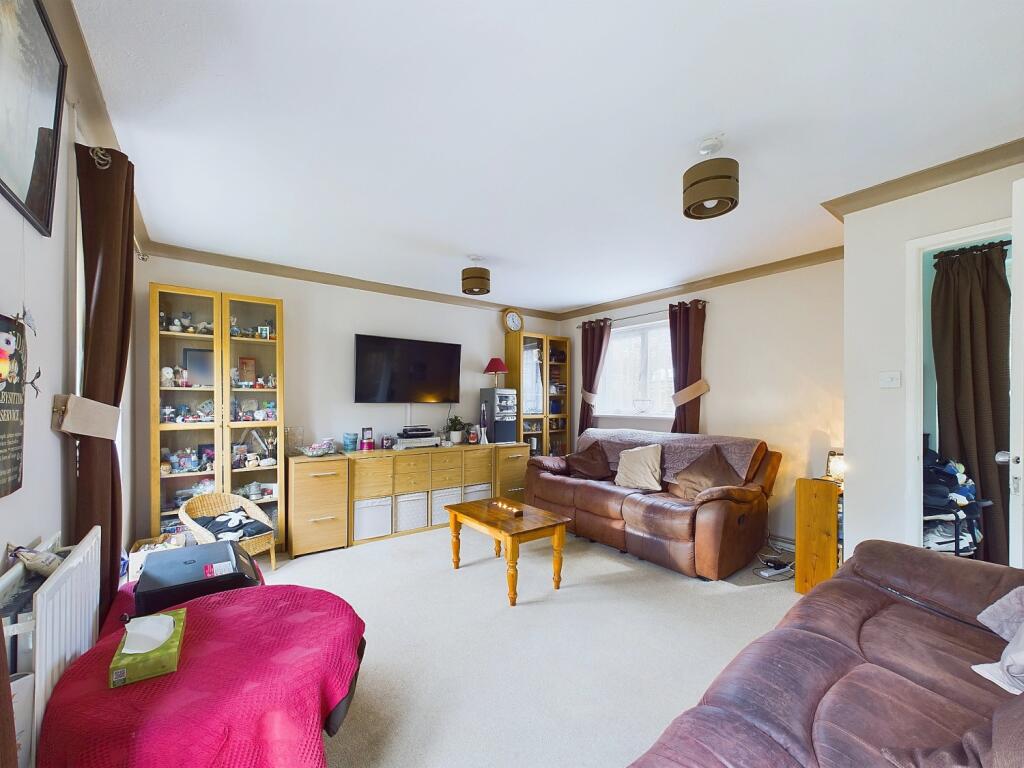 CAM01338G0-PR0087-STILL008