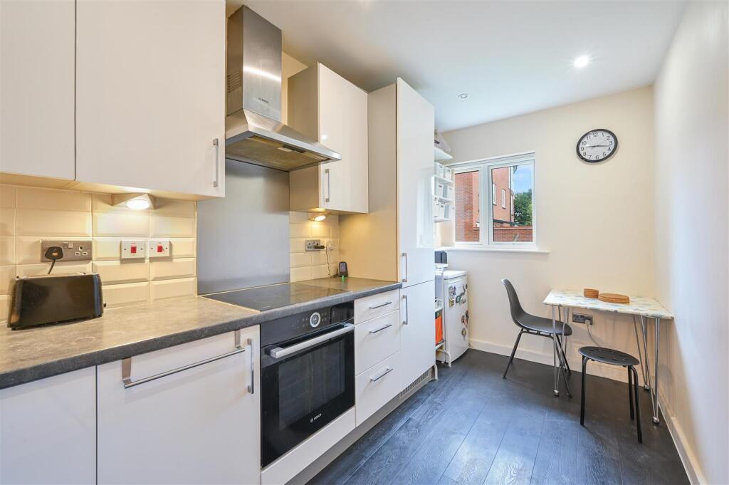 REDWOOD DRIVE,  (5).jpg