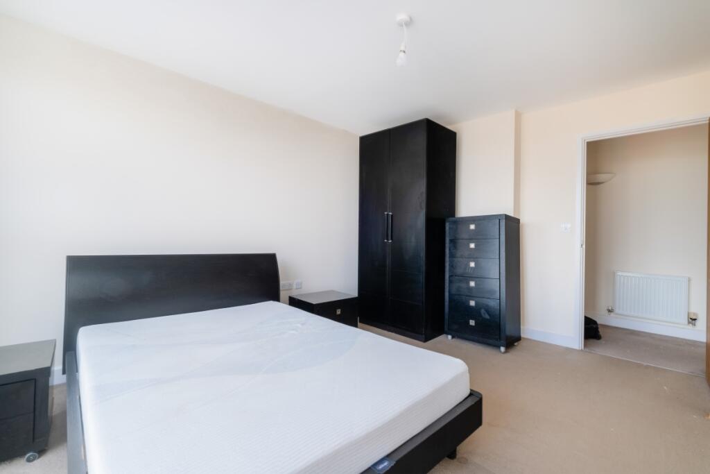 Bedroom (2)