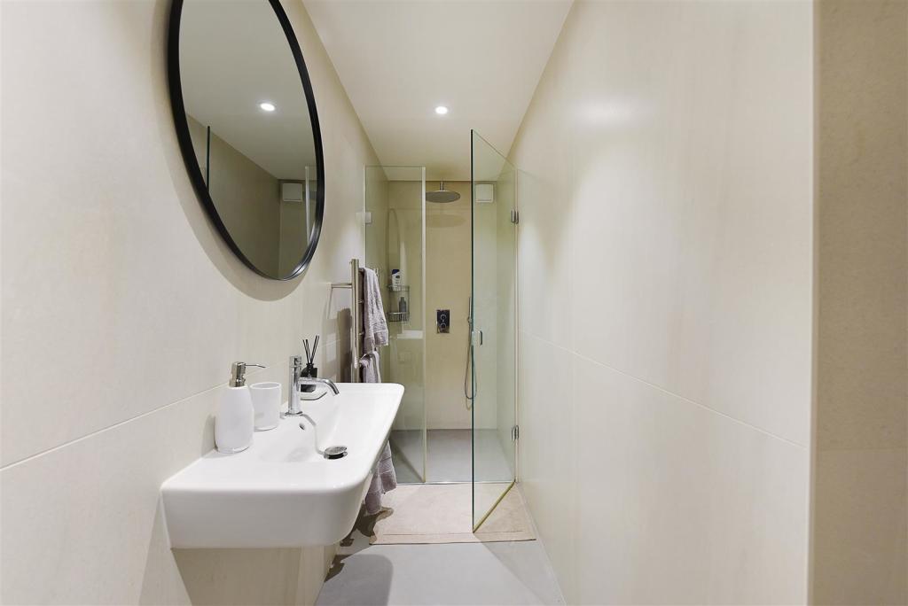 32a Walton St (4).JPG