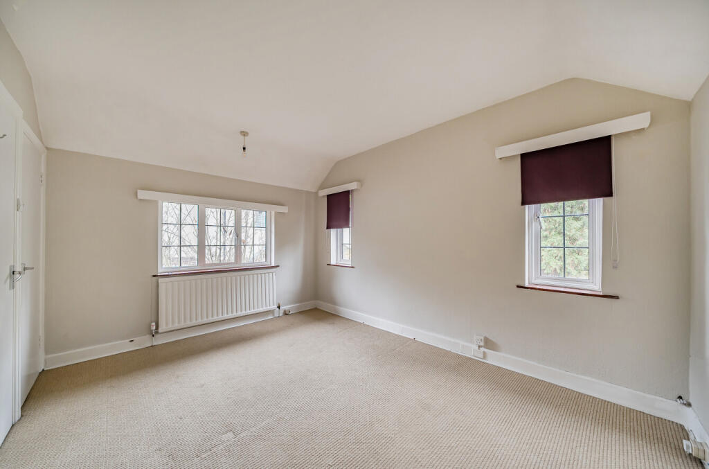 1371204-7-68f7880...