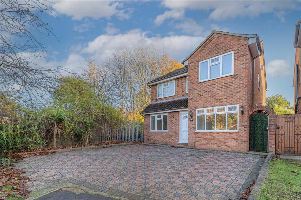 Inglewood Close, HORNCHURCH