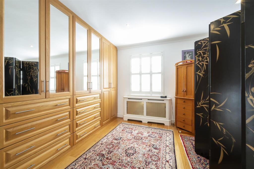 5 Rydon Mews,19.jpg