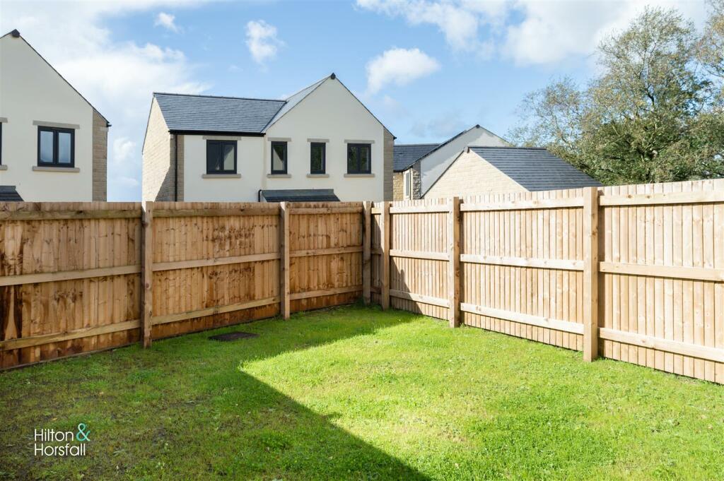Millers Green, Worsthorne - Plot 10