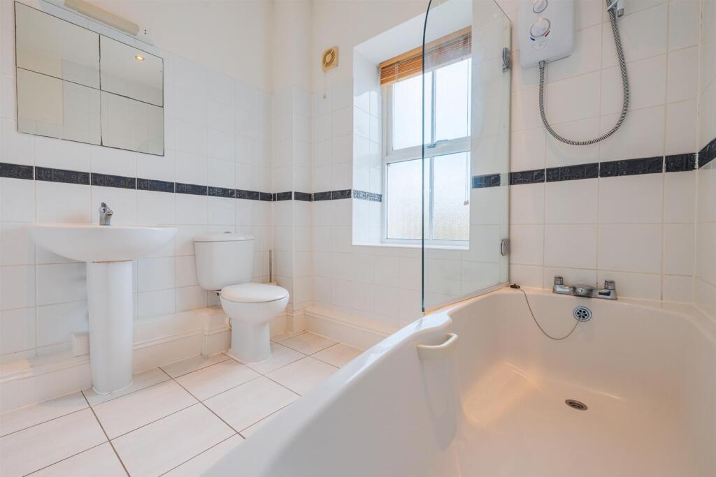 5 New Hall Manor-27.jpg