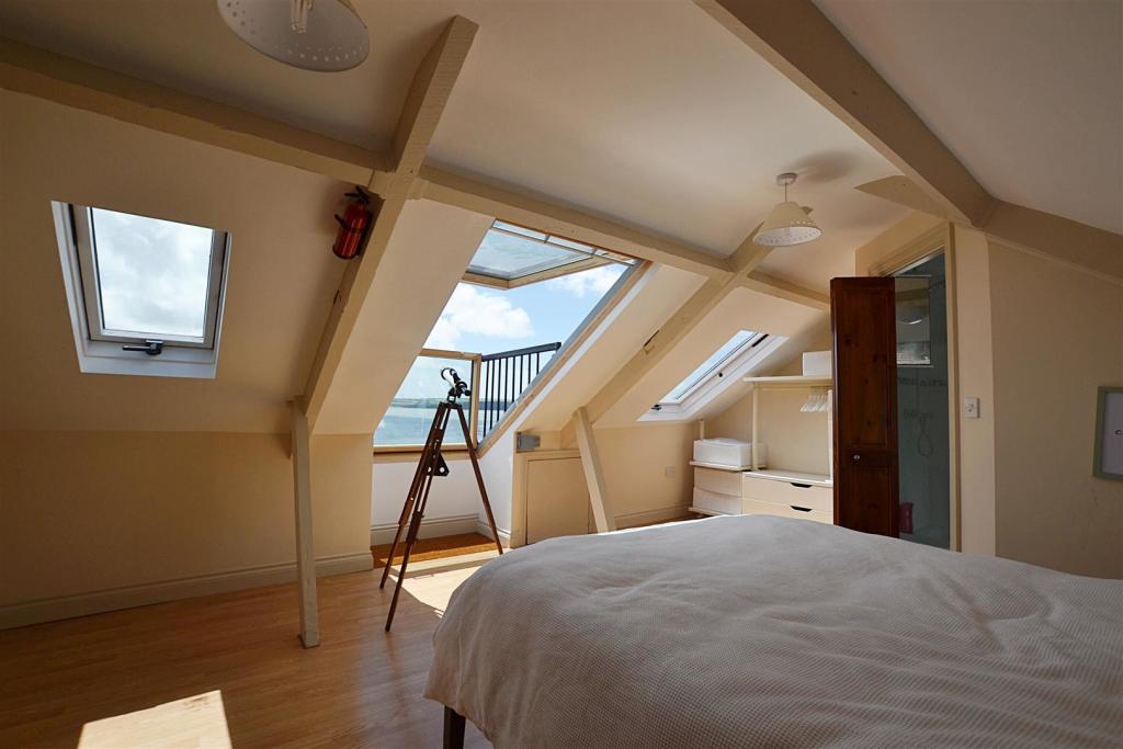 loft room.JPG