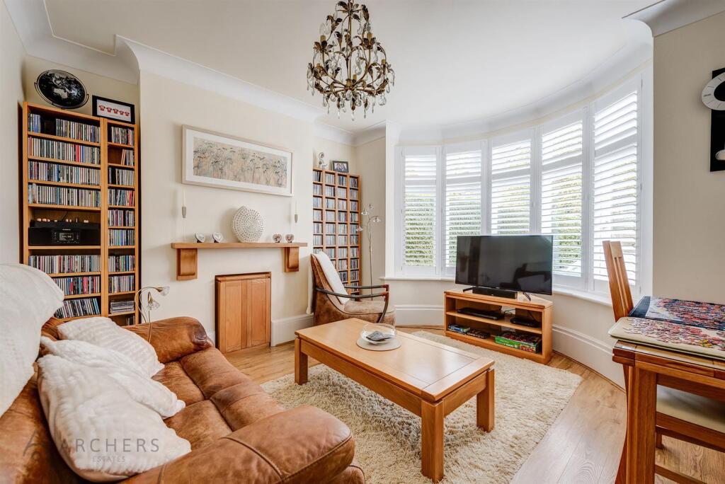 92WestbourneRoad(Interior)-7.jpg