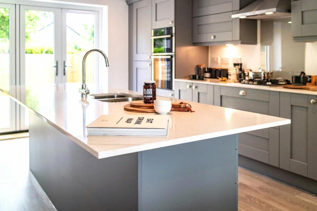 Previous Show Home