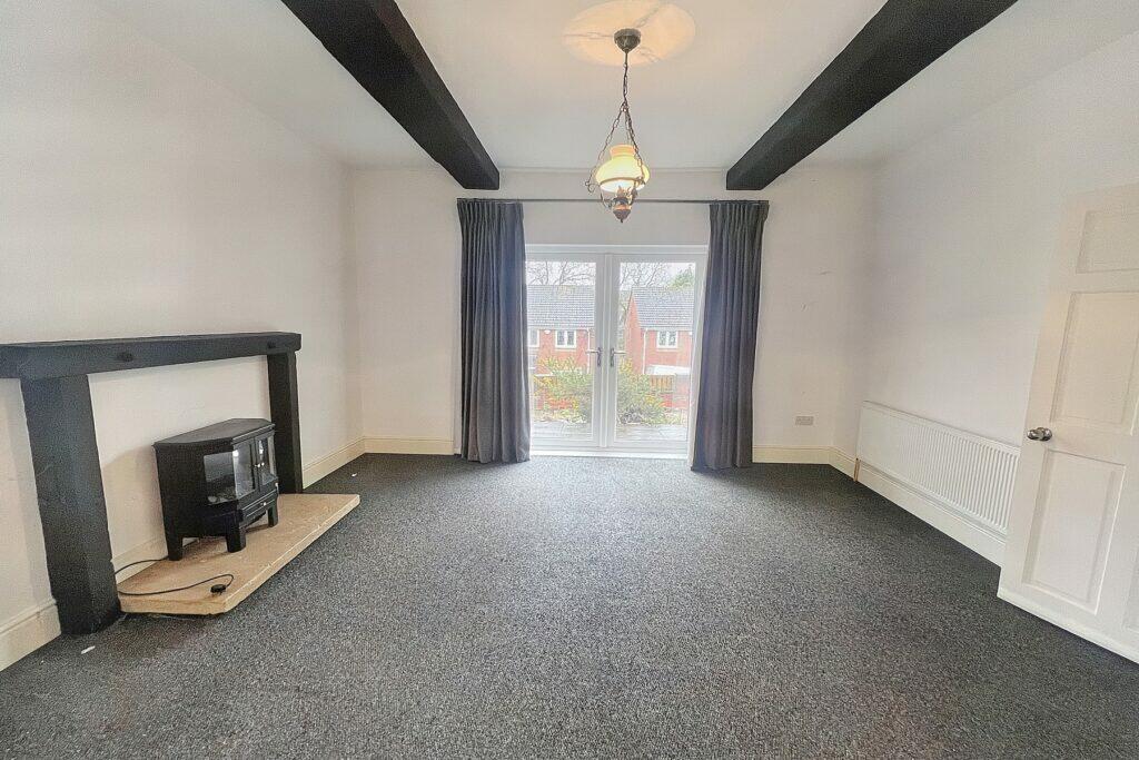 Alexandra Terrace, Sutton-in-Ashfield - Living Room