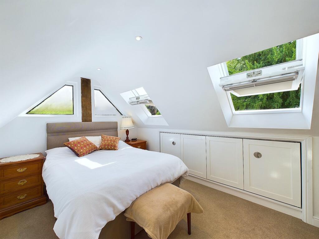 10002158-HR-13 - 1 Deanfield Cottages