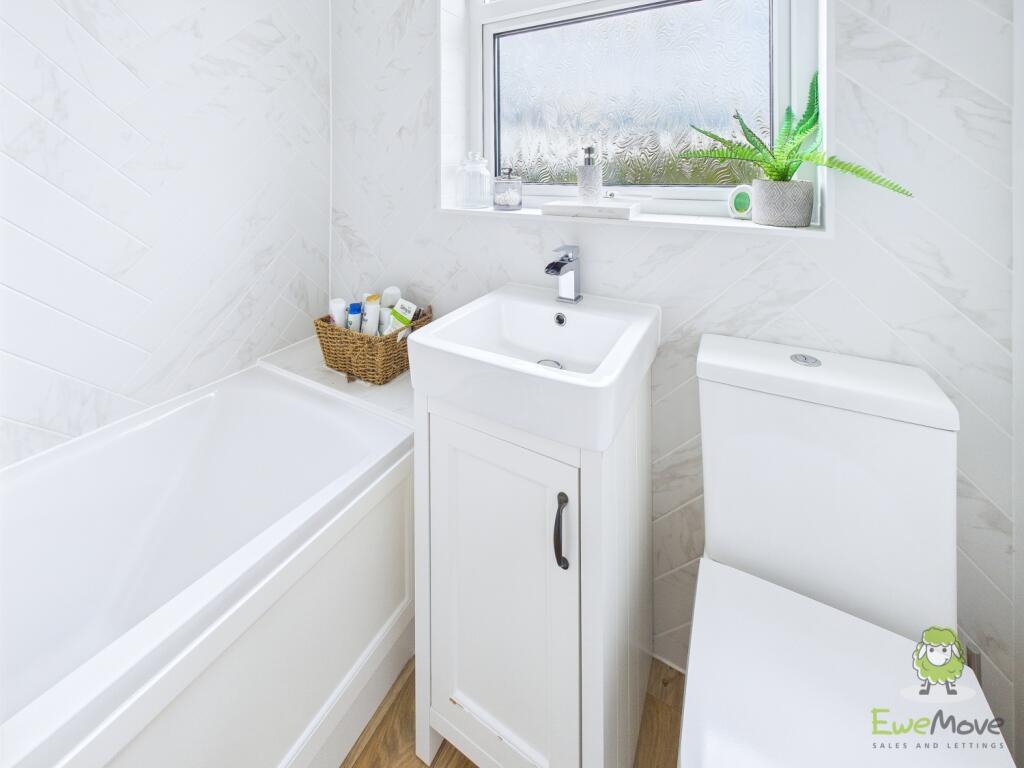 CAM01543G0-PR0146-STILL063