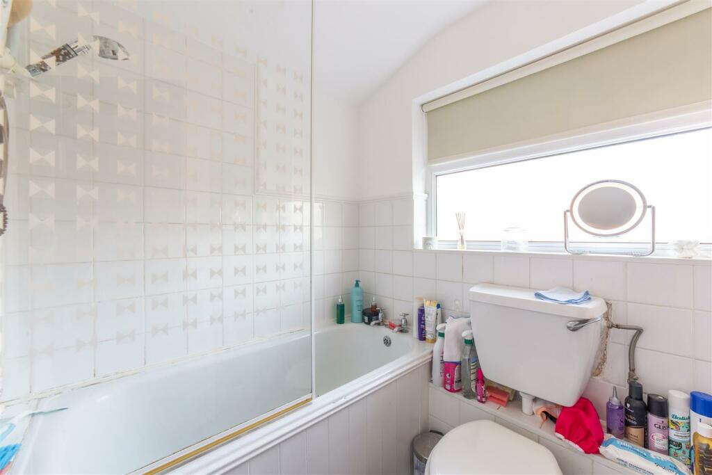 5 Gilwern Place-11.jpg