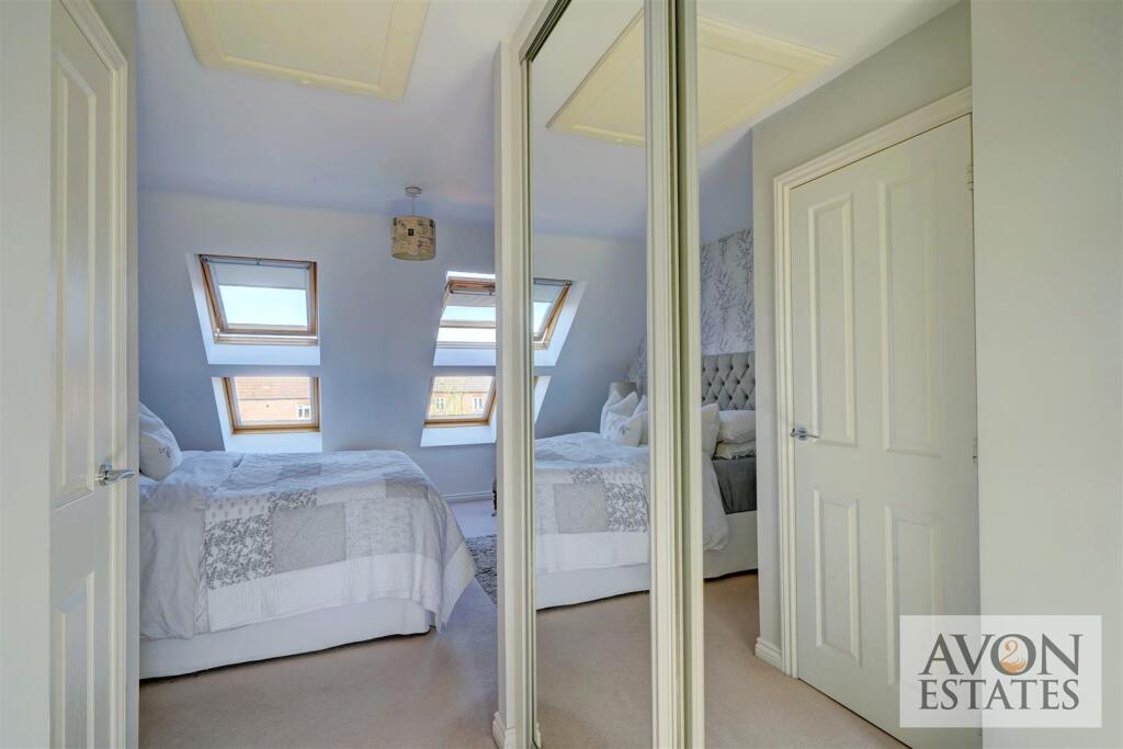 Bedroom One (21).jpg