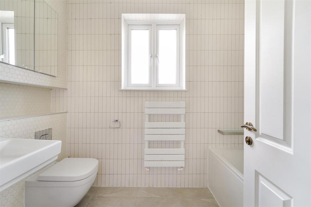 CLARENCE ROAD (4).jpg