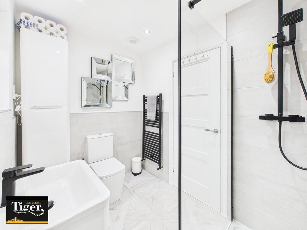 CAM03440G0-PR0436...