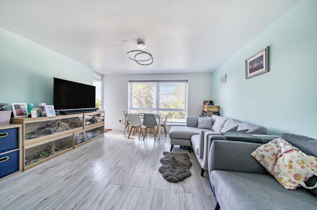 1345646-12-68b017...