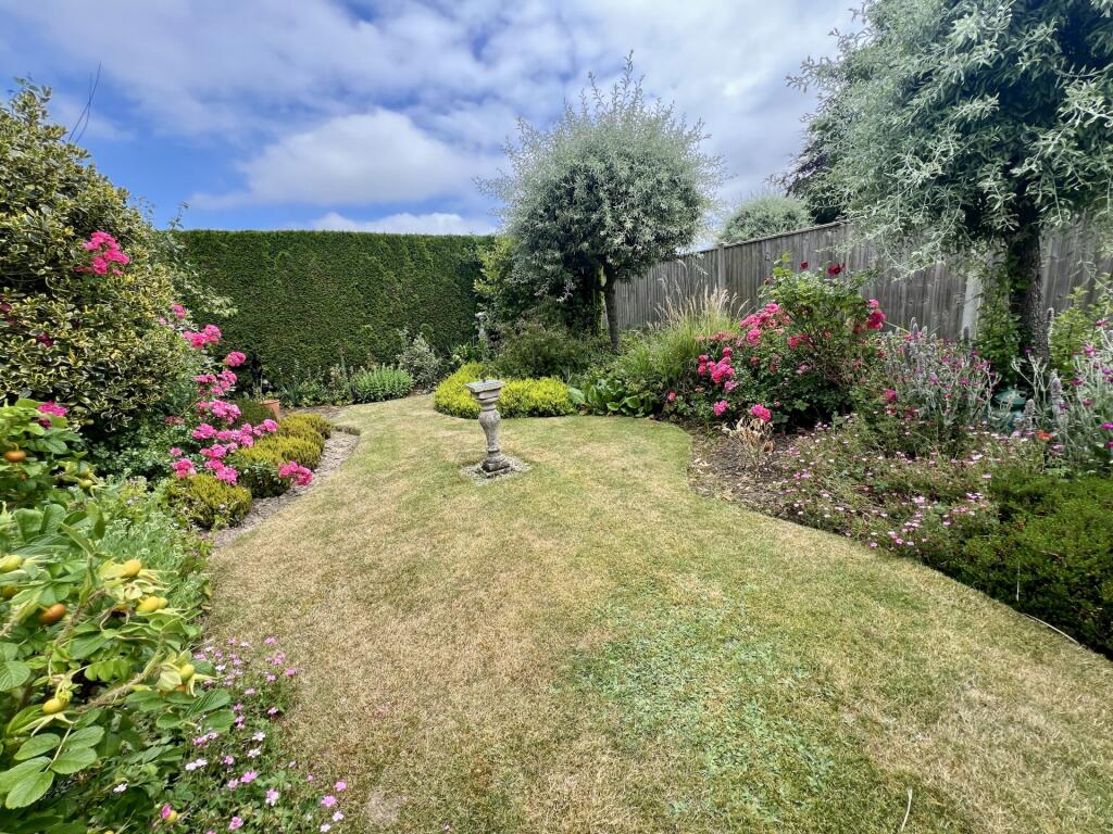garden 3