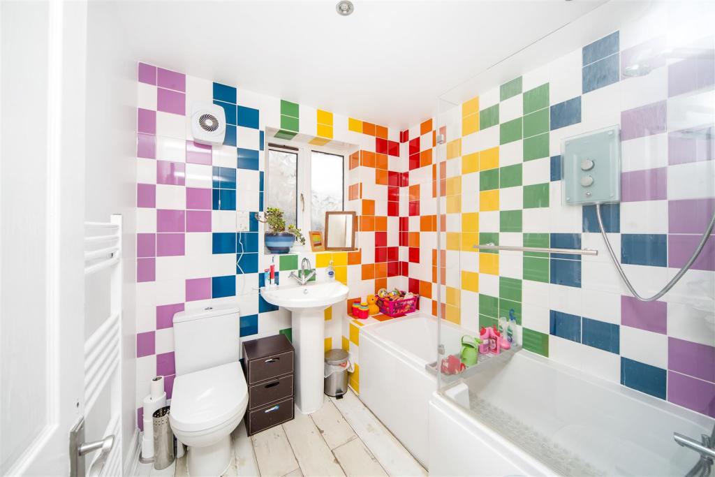 HOUSE BATHROOM
