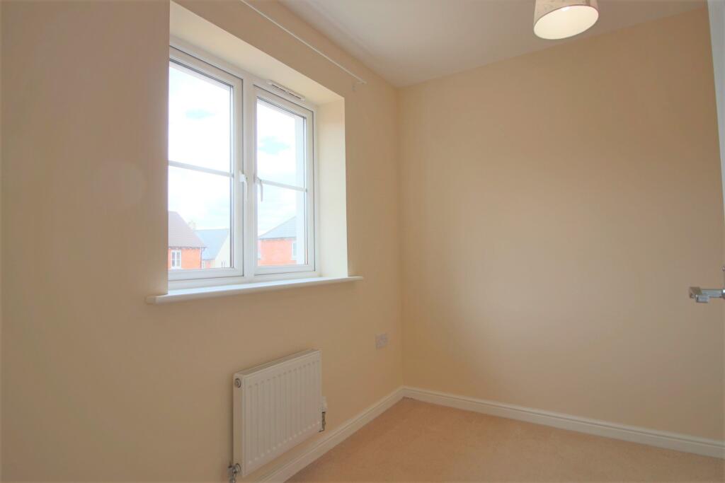 18 Nap Close Bedroom