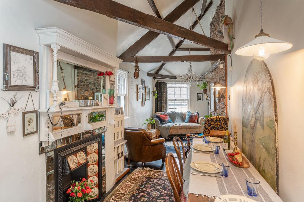 11 Browns Hill, Dartmouth, Dining Area