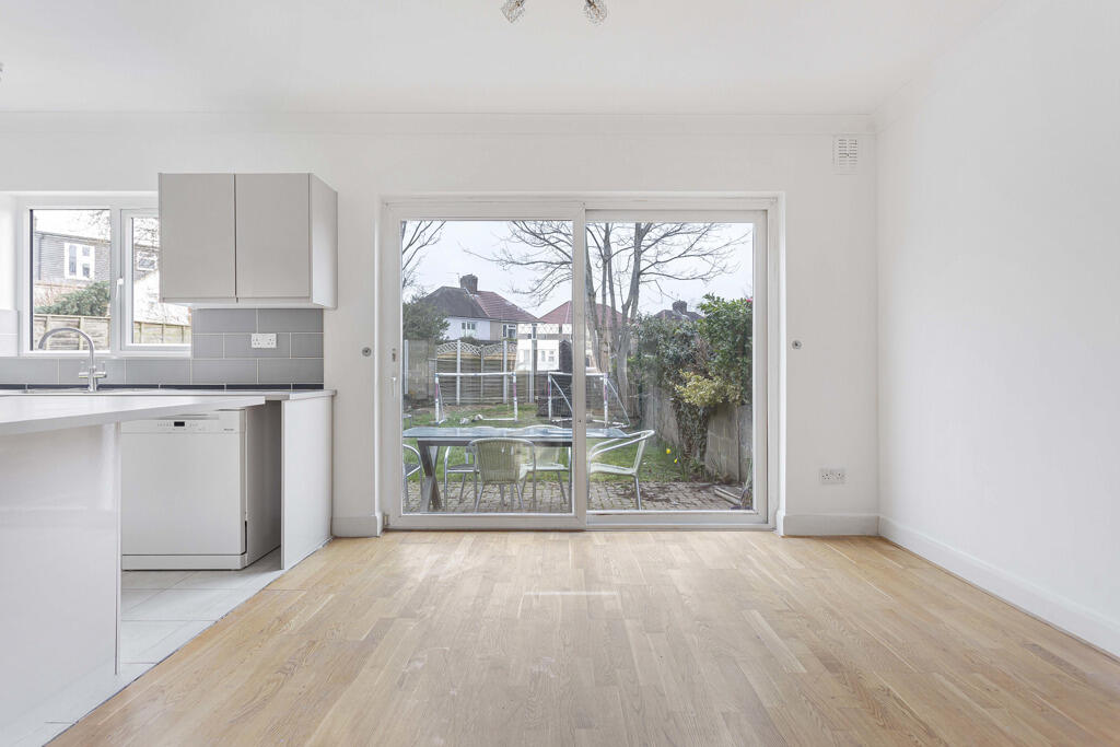 Reception/Kitchen