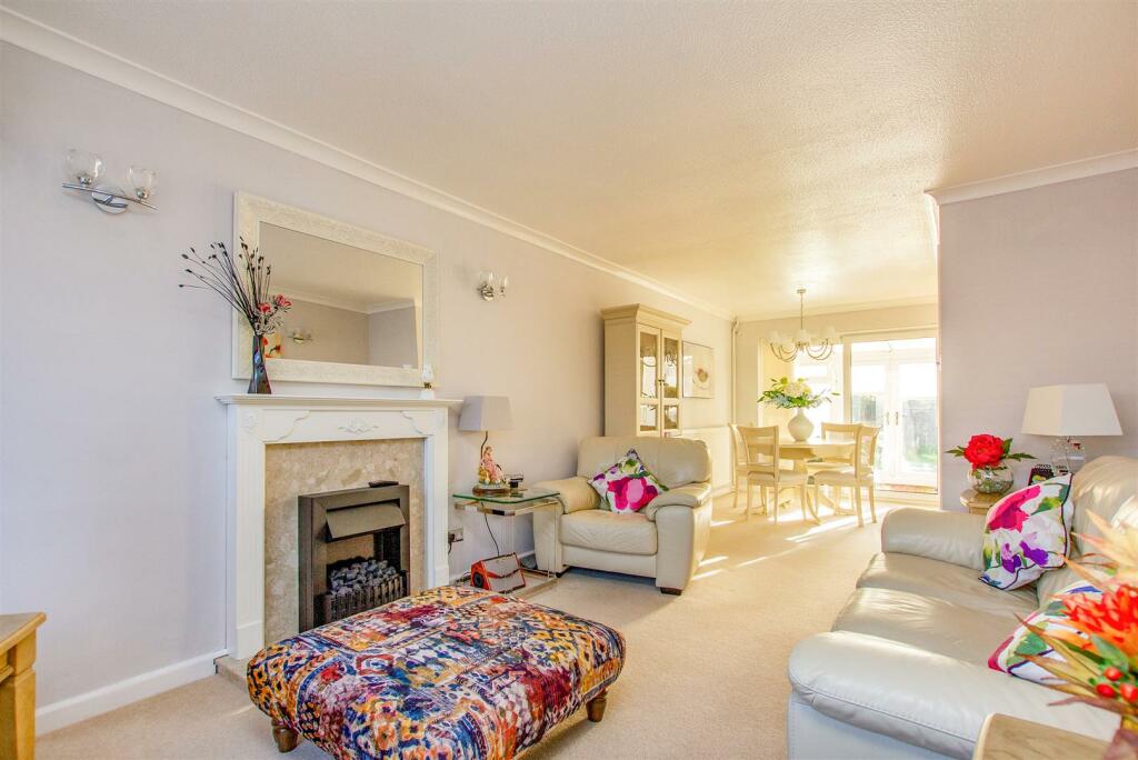 Living/Dining Room
