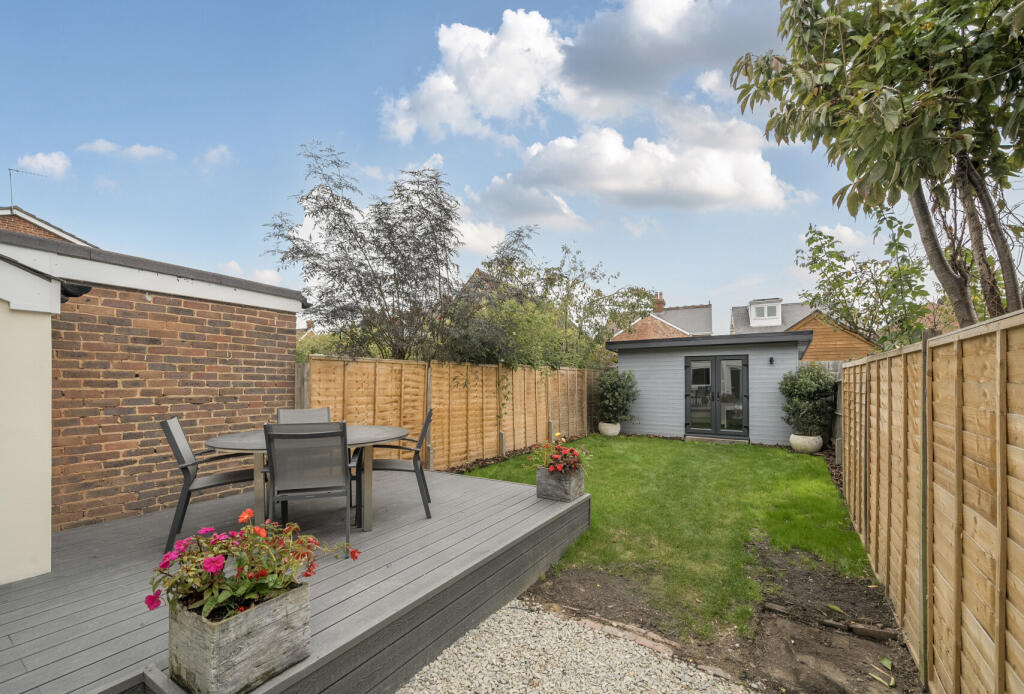 1365125-15-68e8d2...