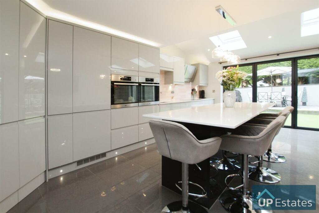 IMG_8803.JPG