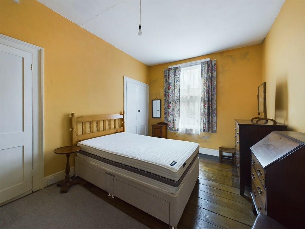 CAM03974G0-PR0024...