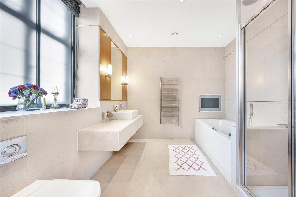 Principle Bathroom