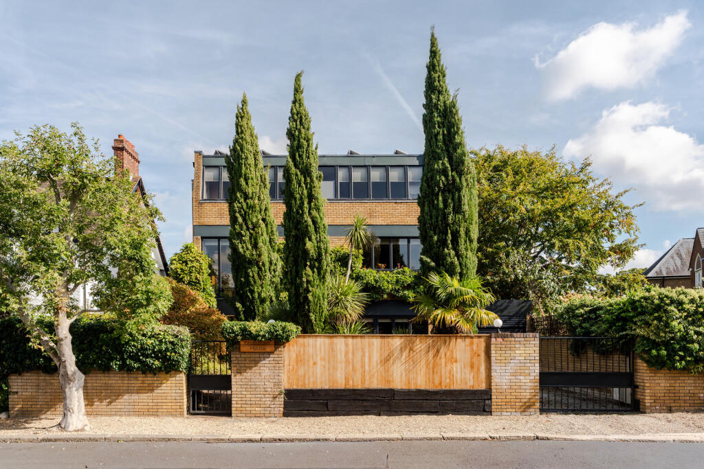 313894 - Feversham House-57.jpeg