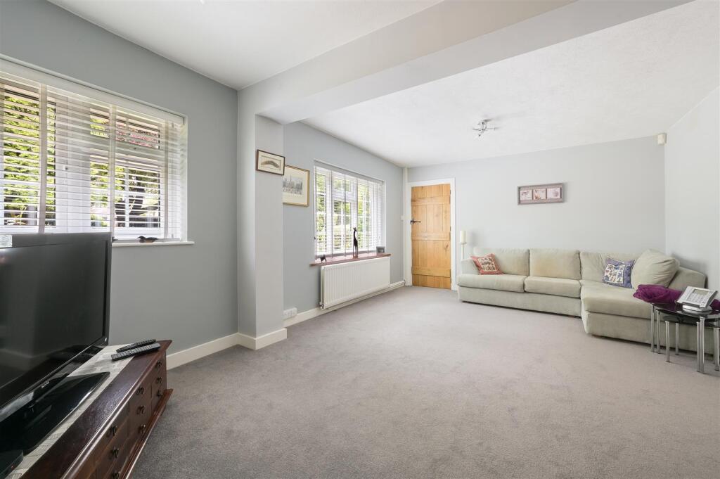 GREEN LANE 45  (12).jpg