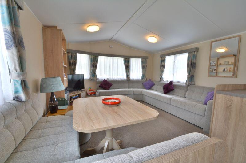 Dining area to living room