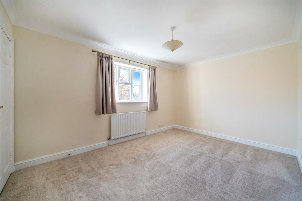 Bedroom 1 2nd angle.jpg