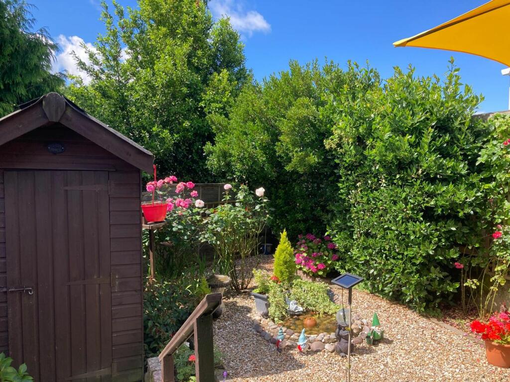 Enclosed rear Garden